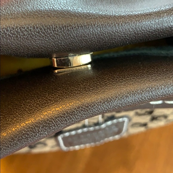 Liz Claiborne Brown Signature Handbag - Picture 7 of 11